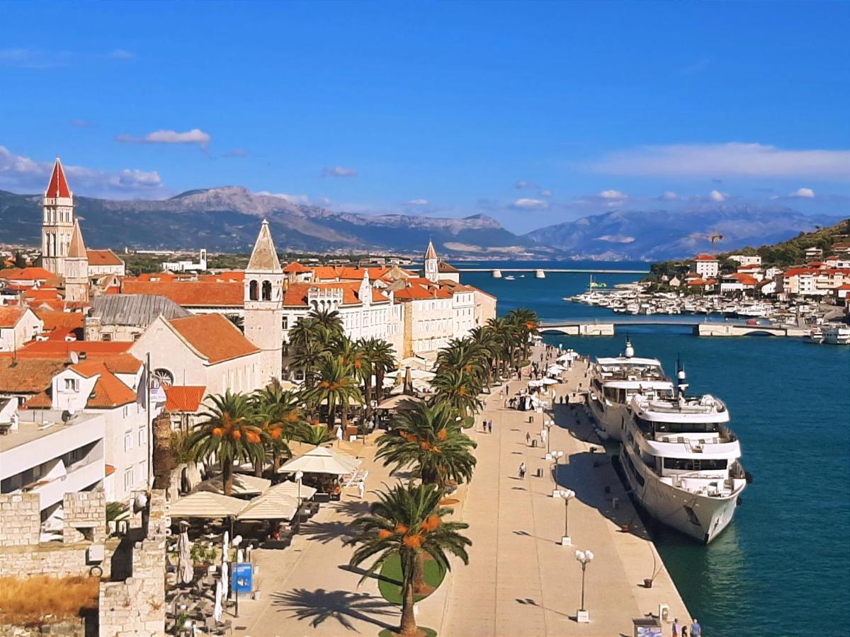 Villa Penava, Private Beach, Pool And 7Min To Trogir Kültér fotó